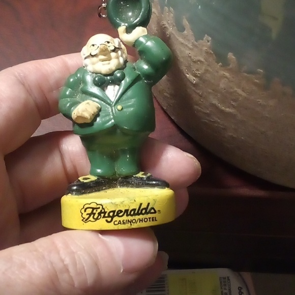 Vintage Fitzgerald Mr O Lucky St Patrick 3"" PVC Figure Keychain - Picture 2 of 4